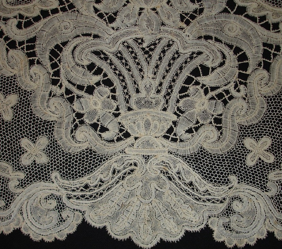 Antique Lace Page (1)